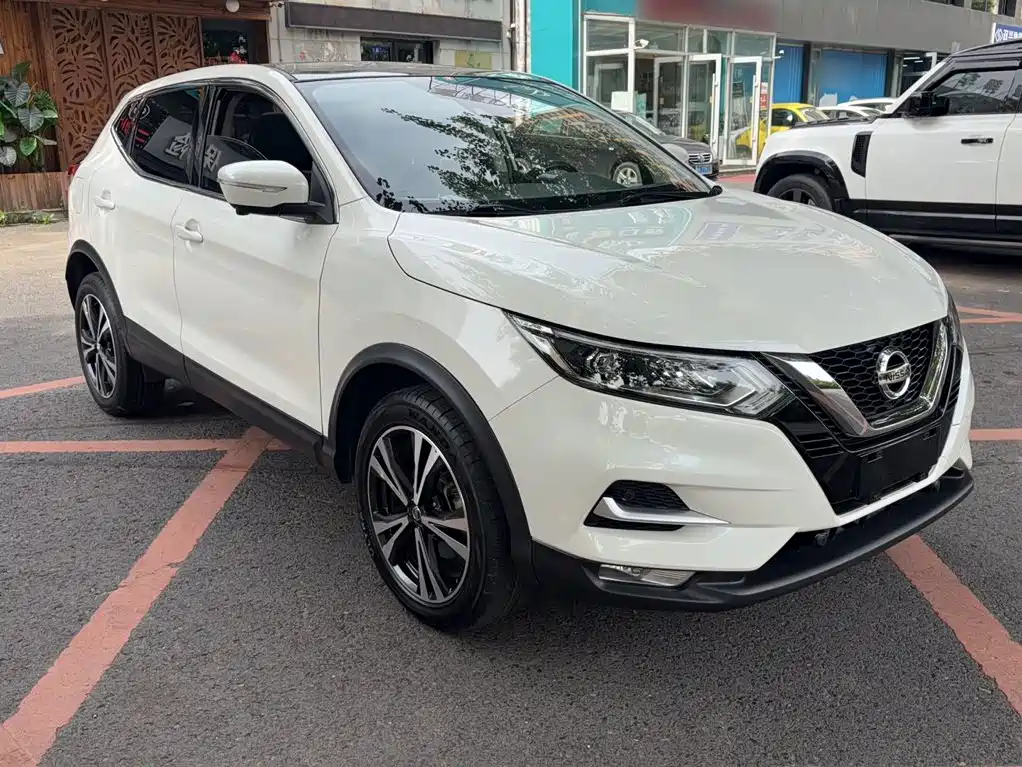 Nissan Qashqai — миниатюра 10