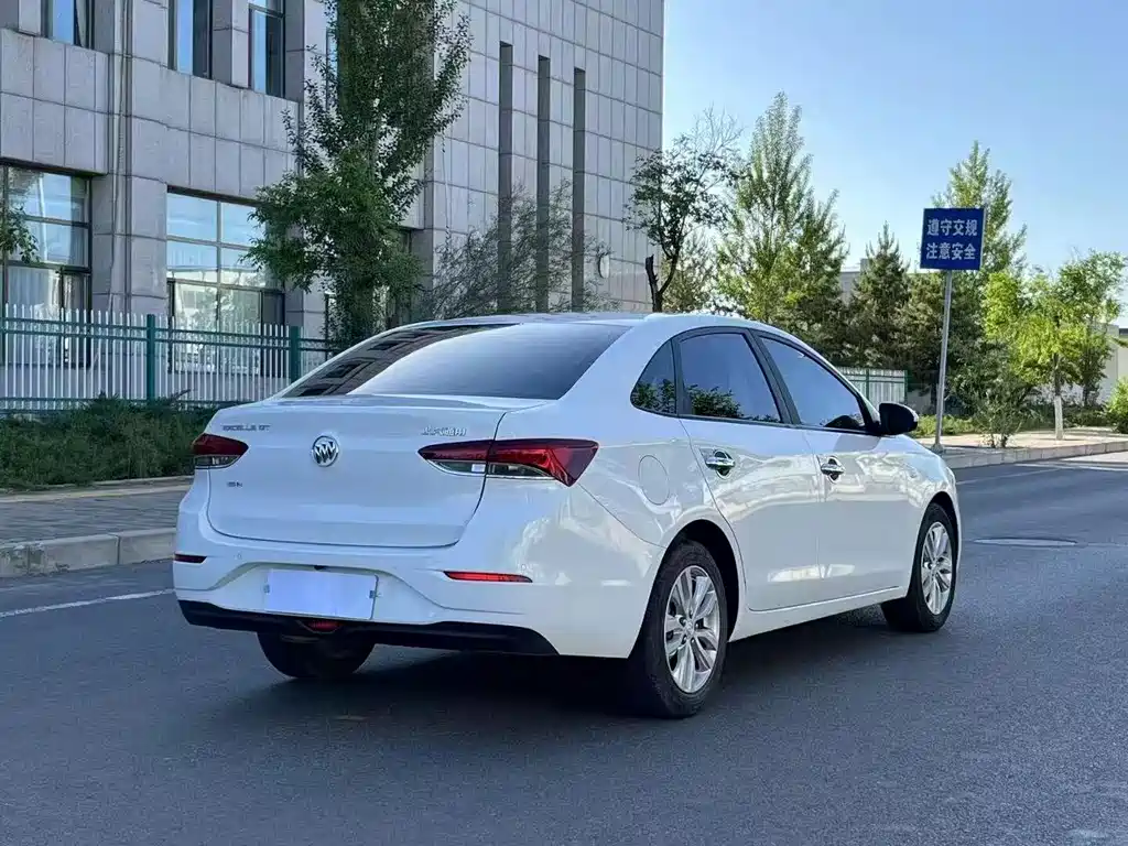 Buick Excelle 2018 15T DCT Elite V