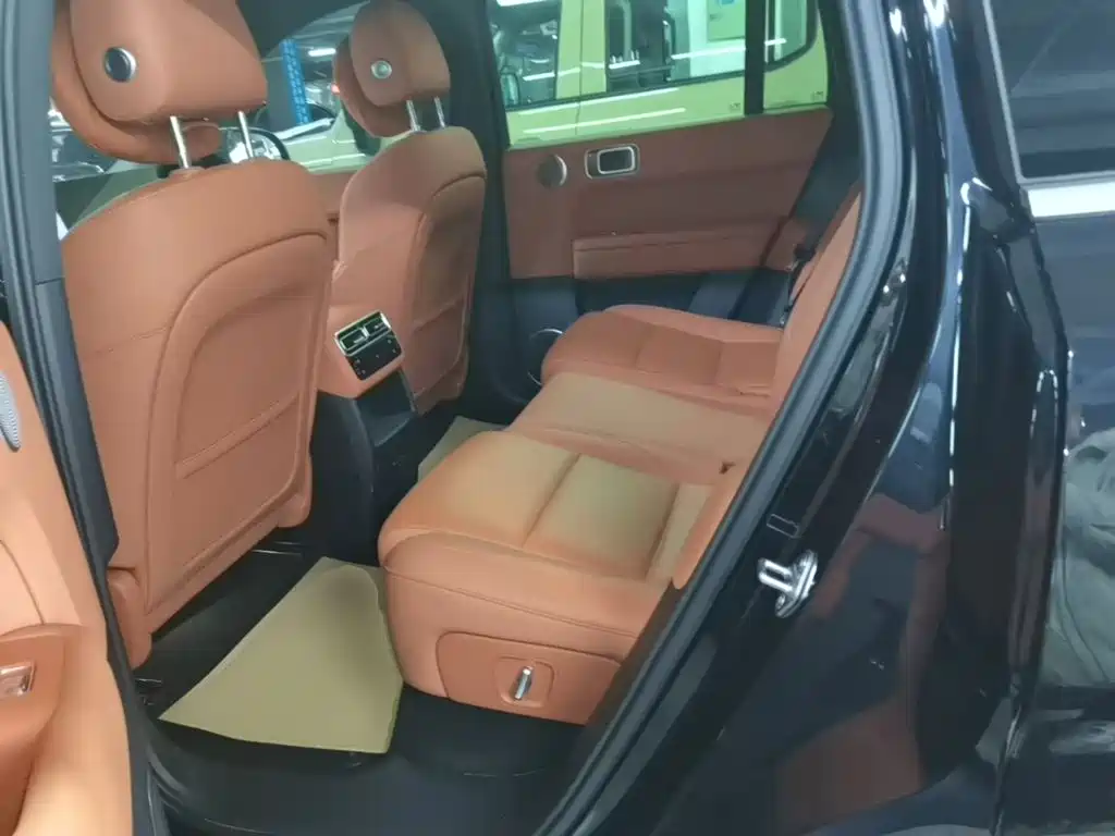 Li Auto Li L6 — миниатюра 17