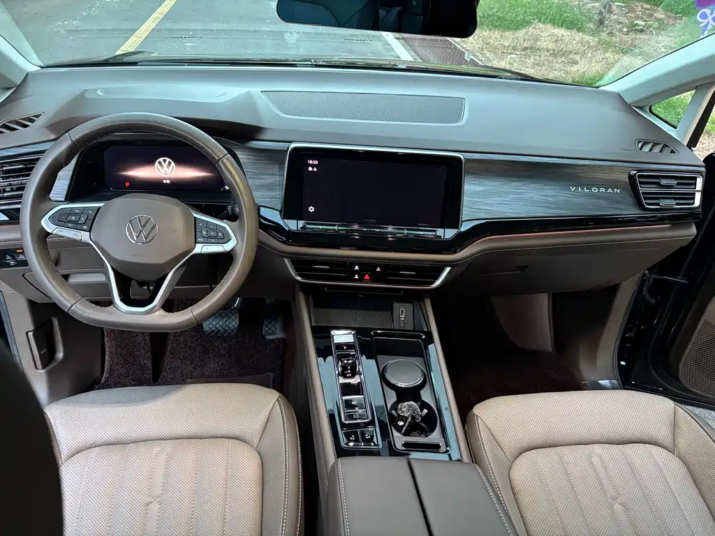 Volkswagen Viloran 2022 330TSI Luxury