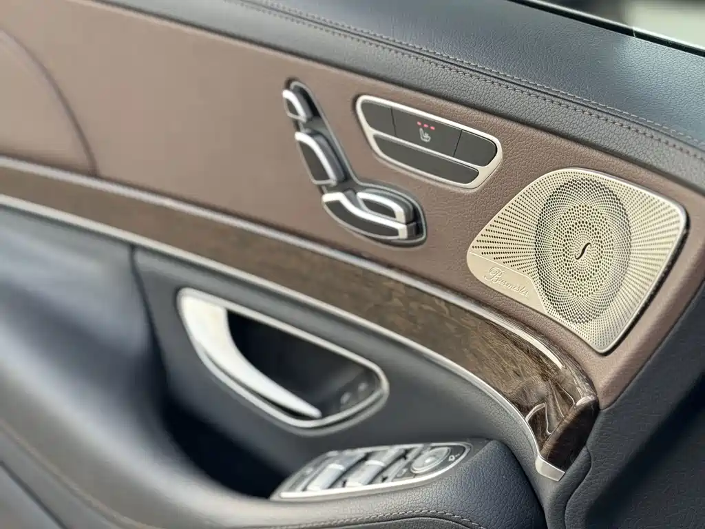 Mercedes-Benz S-Class — миниатюра 14