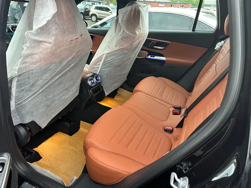 Mercedes-Benz GLC 2026 GLC 300 L 4MATIC 5 мест