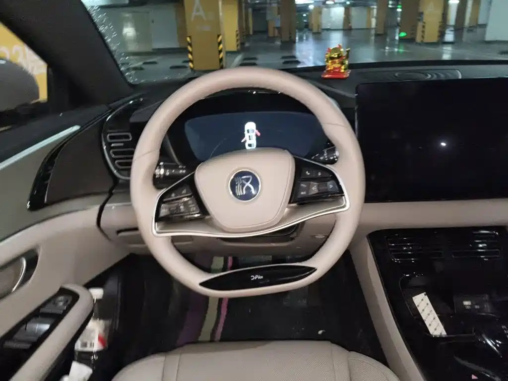 BYD Han — миниатюра 6