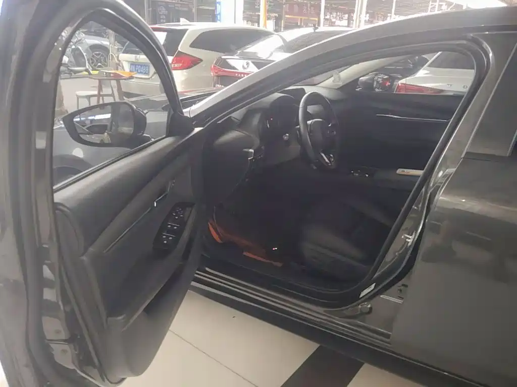 Mazda 3 Axela — миниатюра 16