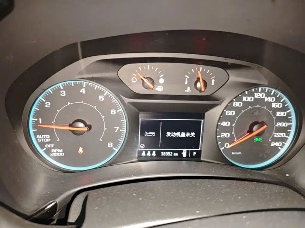 Chevrolet Equinox — миниатюра 12