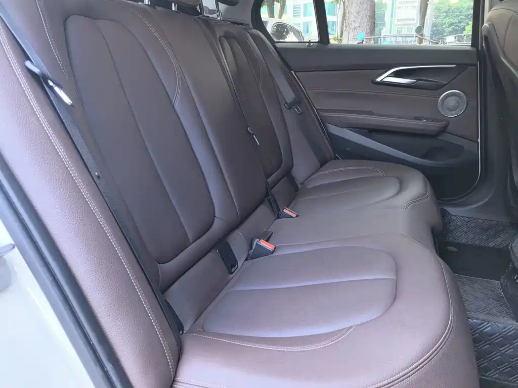 BMW 1 Series — миниатюра 17