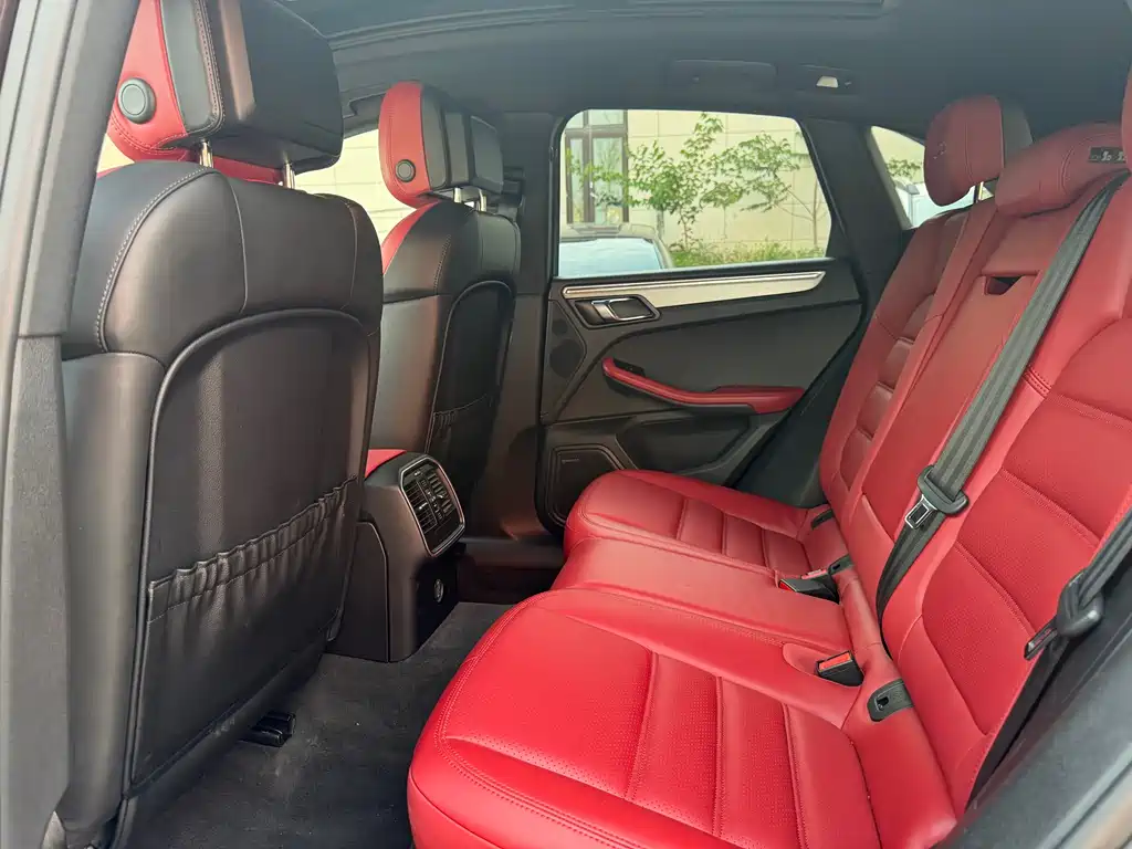Porsche Macan 2017 Macan GTS 3.0T