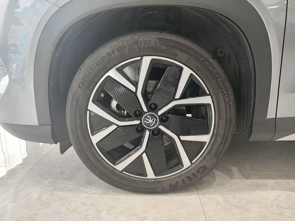 BYD L DM-i — миниатюра 15