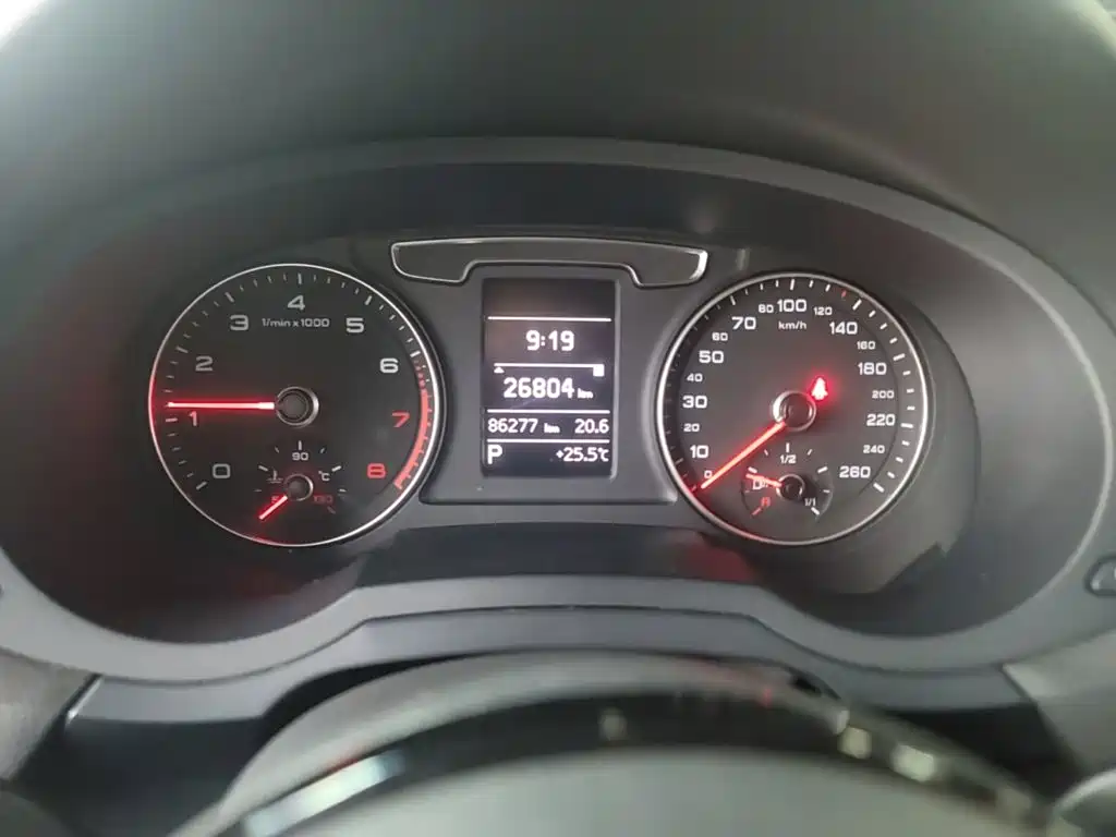 Audi Q3 — миниатюра 12