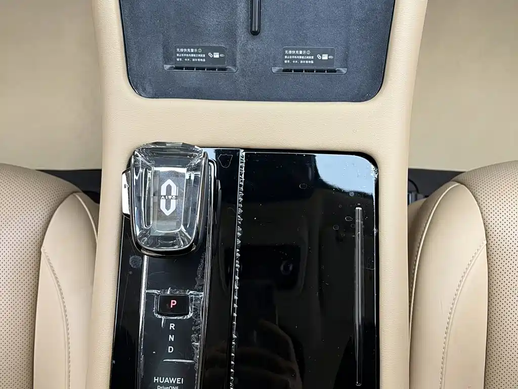 AITO AITO M7 — миниатюра 41