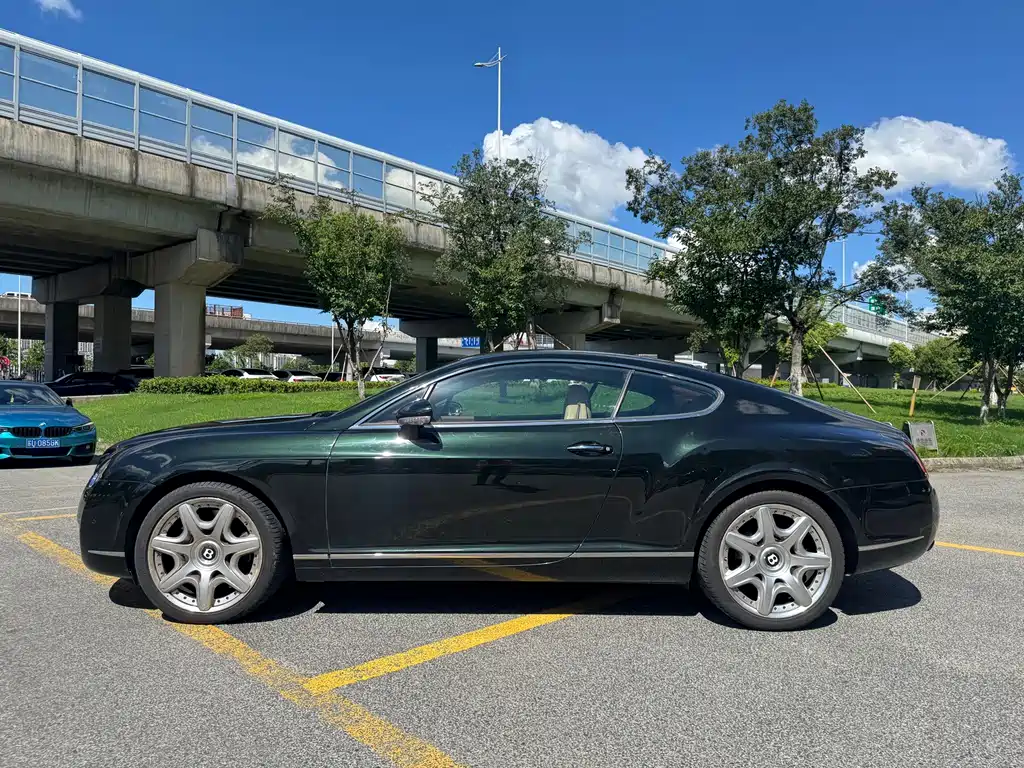 Bentley Continental — миниатюра 7