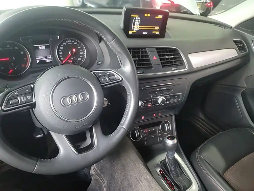 Audi Q3 — миниатюра 10