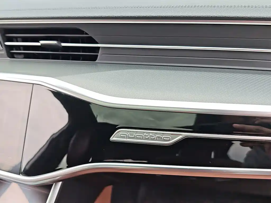 Audi A6L — миниатюра 15