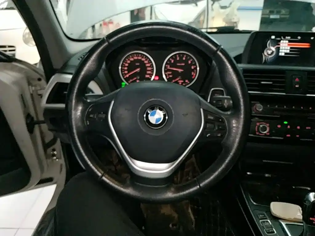BMW 1 Series (Import) — миниатюра 11