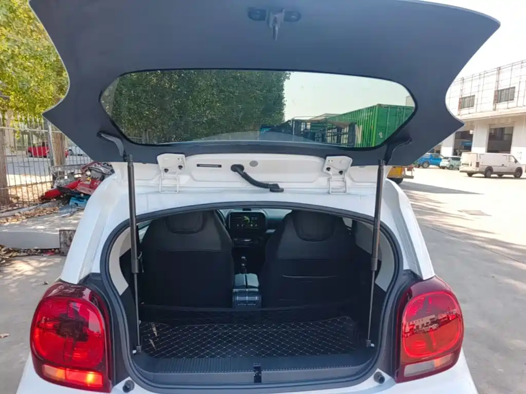 Roewe Clever — миниатюра 19