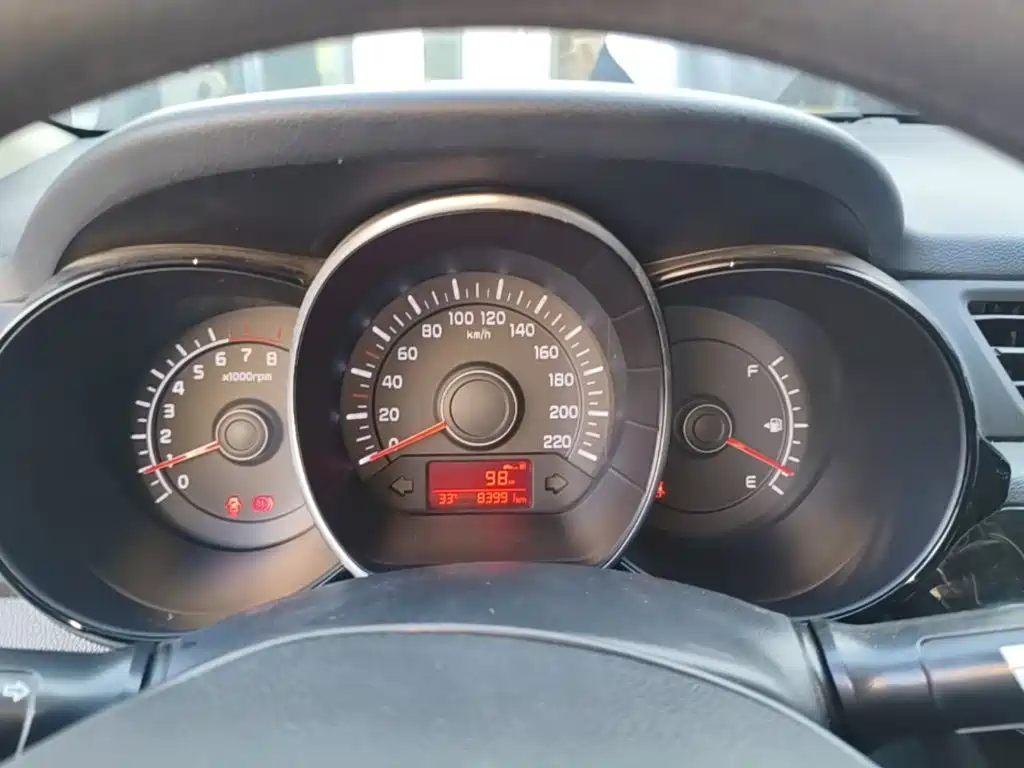 Kia K2 — миниатюра 12
