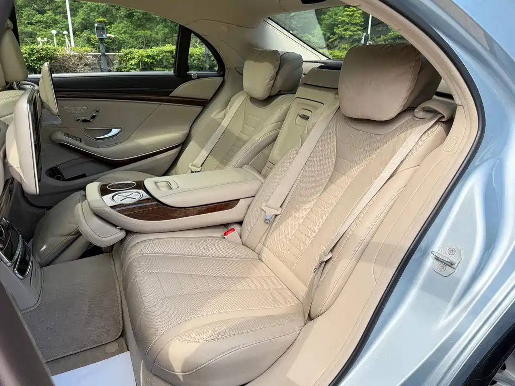 Mercedes-Benz S-Class — миниатюра 14