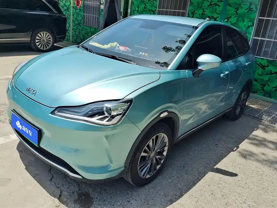 Neta Neta V 2022