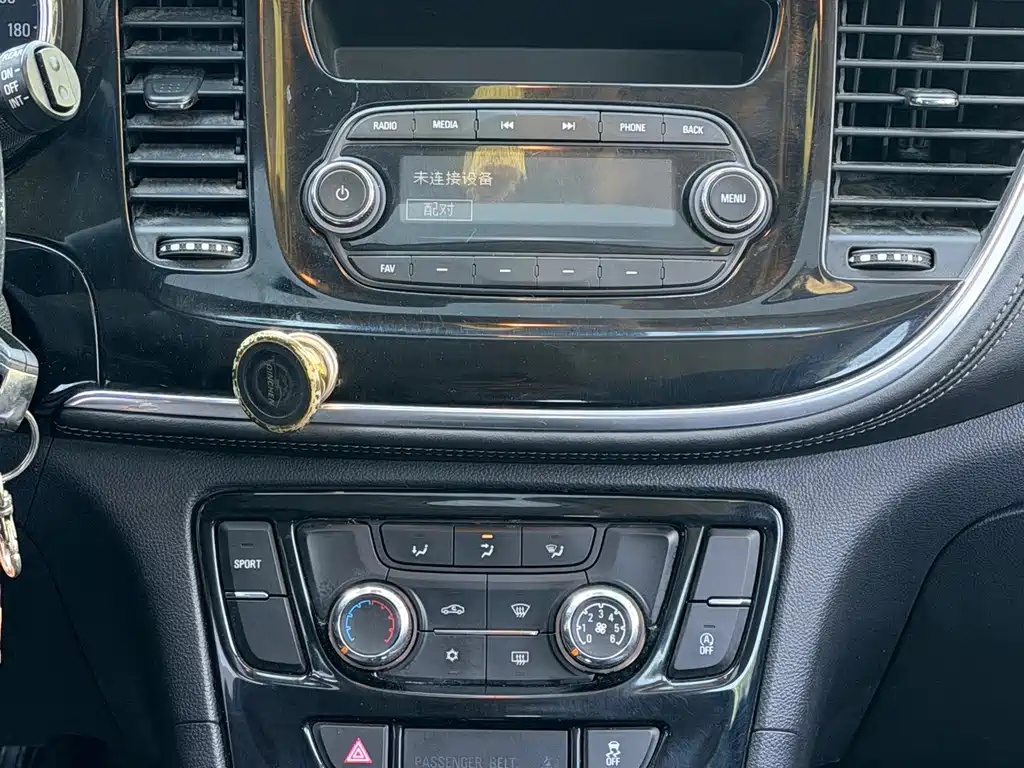 Buick Encore — миниатюра 11