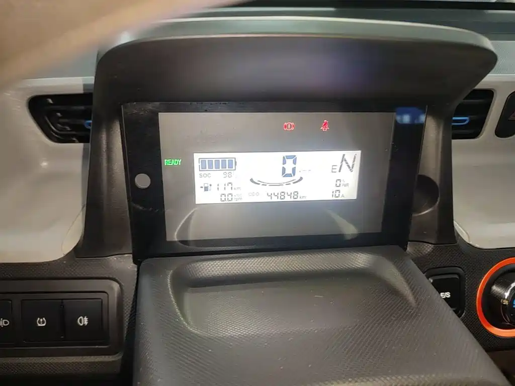 Wuling MINIEV — миниатюра 12