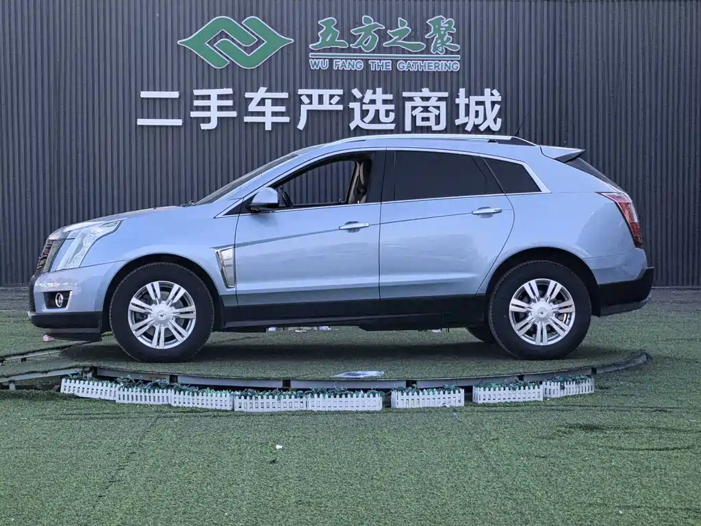 Cadillac SRX — миниатюра 20