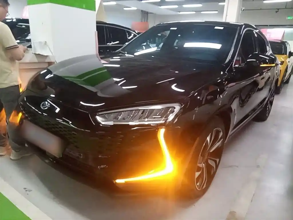 Seres Seres SF5 2021