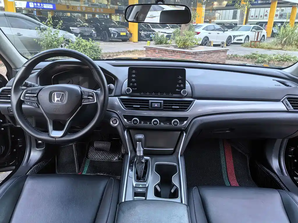 Honda Accord — миниатюра 7