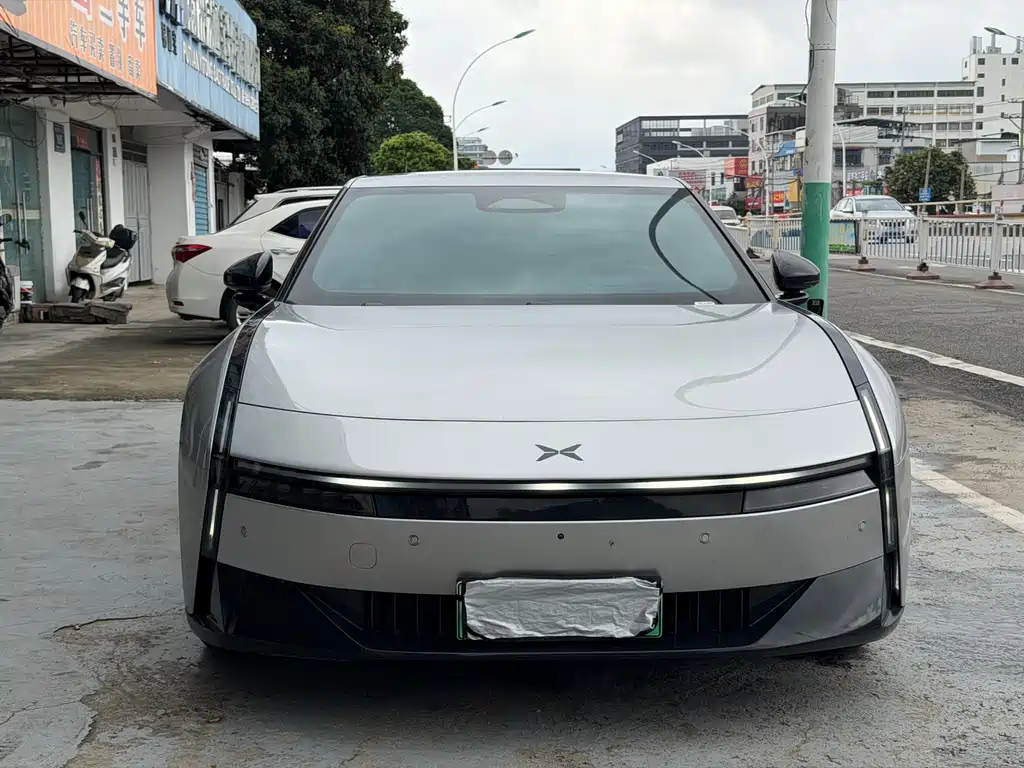 XPeng P7 — миниатюра 2