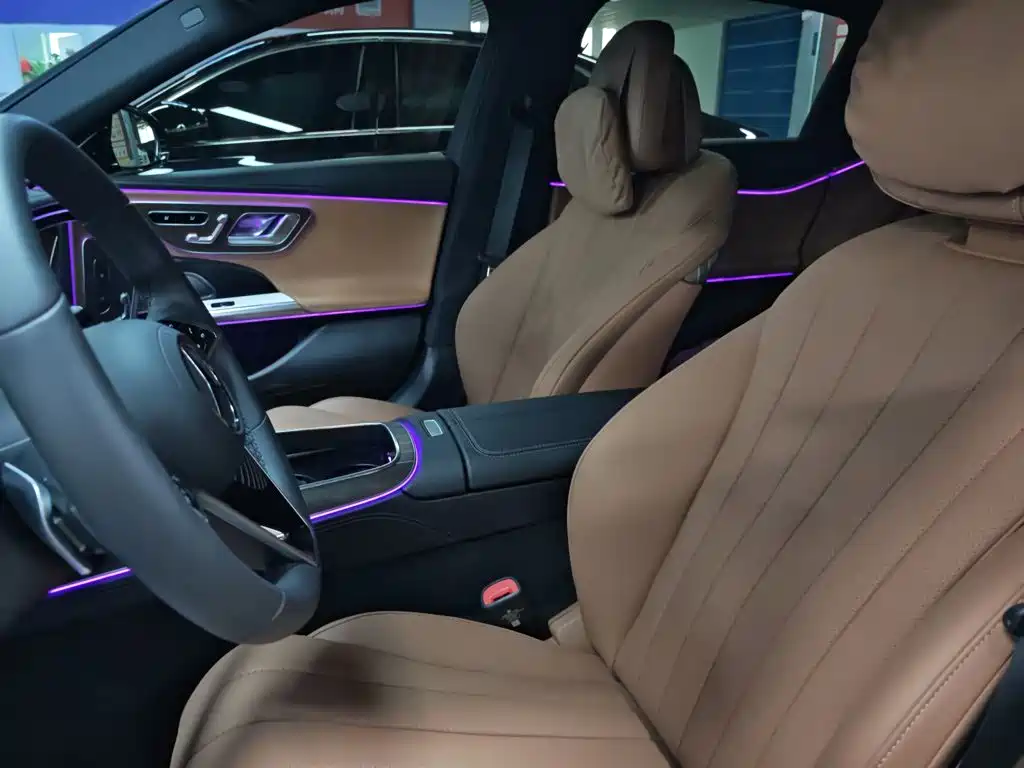 Mercedes-Benz E-Class — миниатюра 15