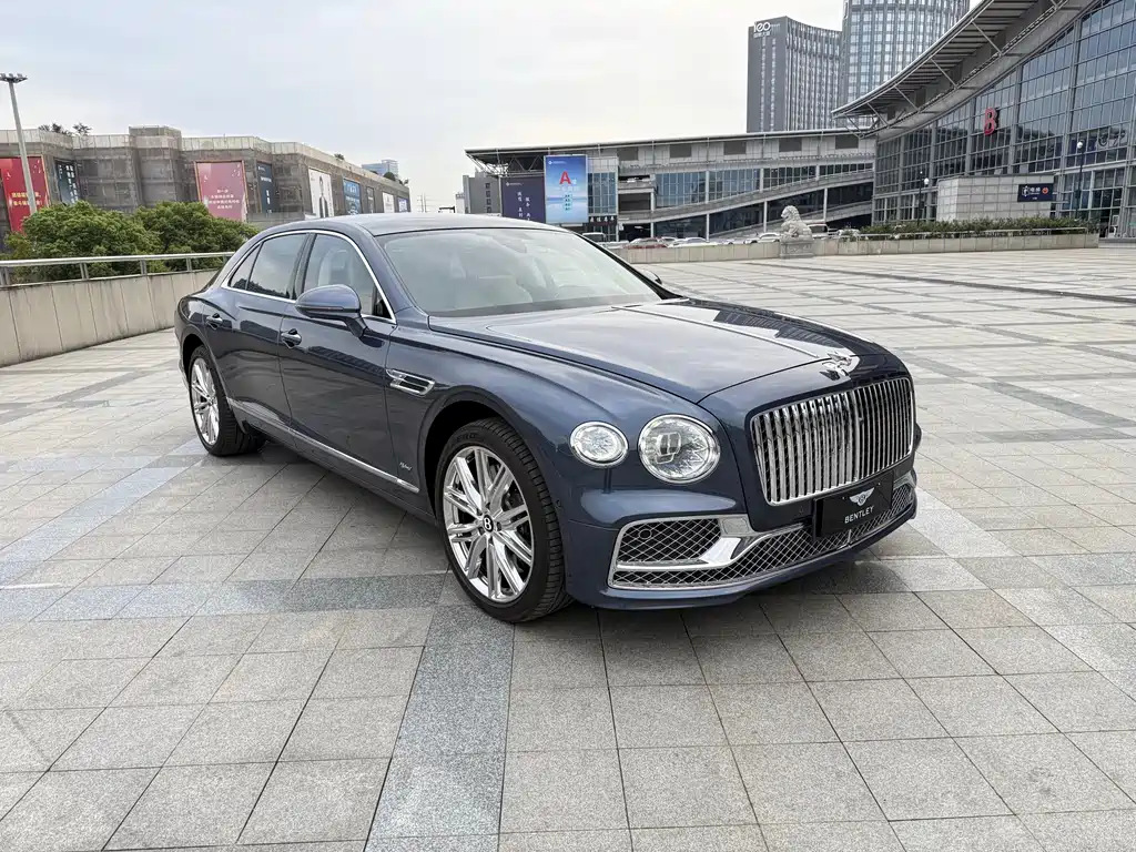 BENTLEY FLYING SPUR PLUG IN HYBRID