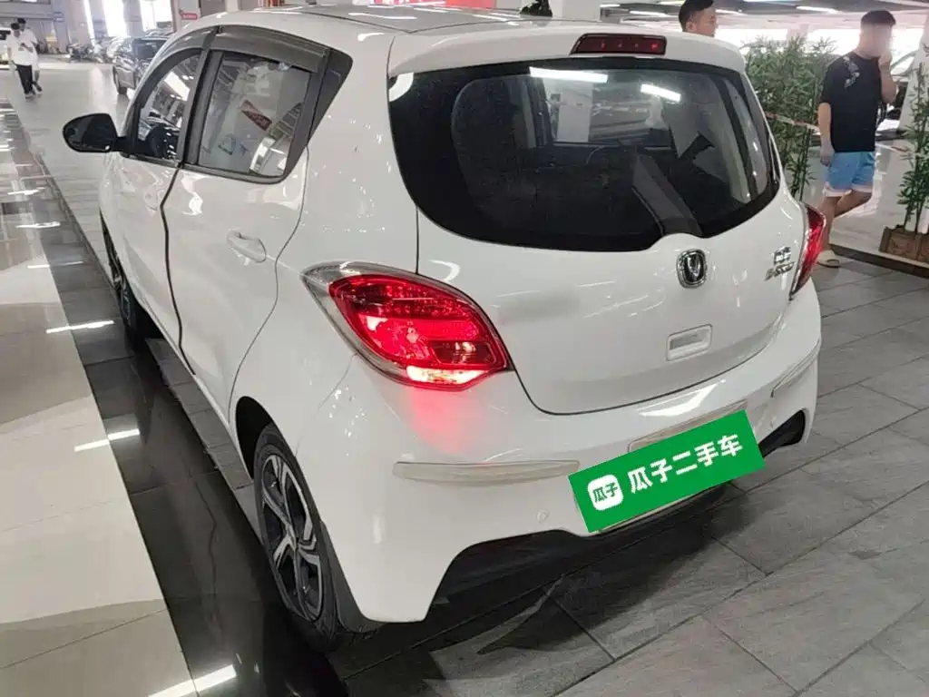 Changan Benben E-Star — миниатюра 5