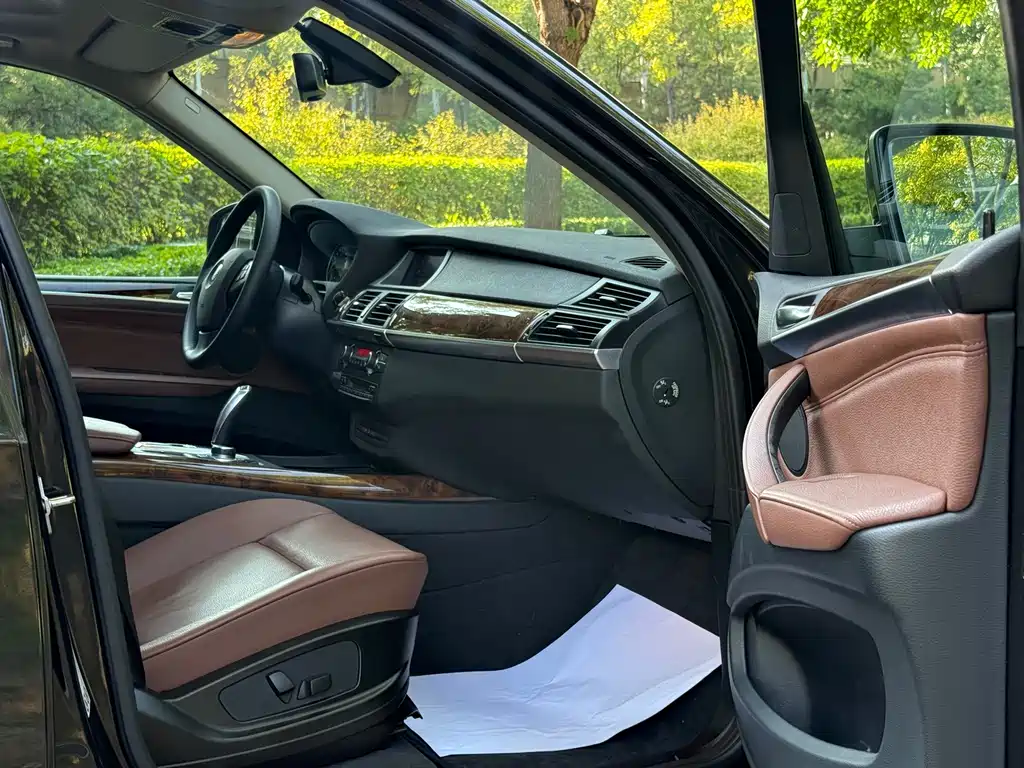 BMW X5 (Import) — миниатюра 37