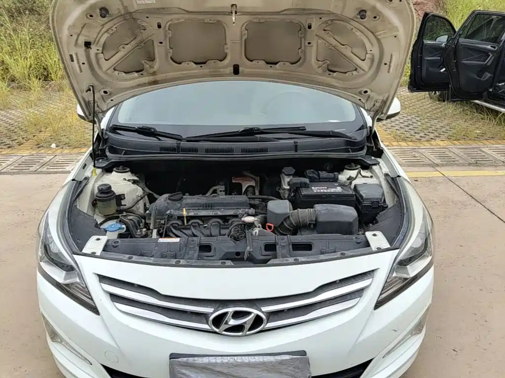Hyundai Verna — миниатюра 20
