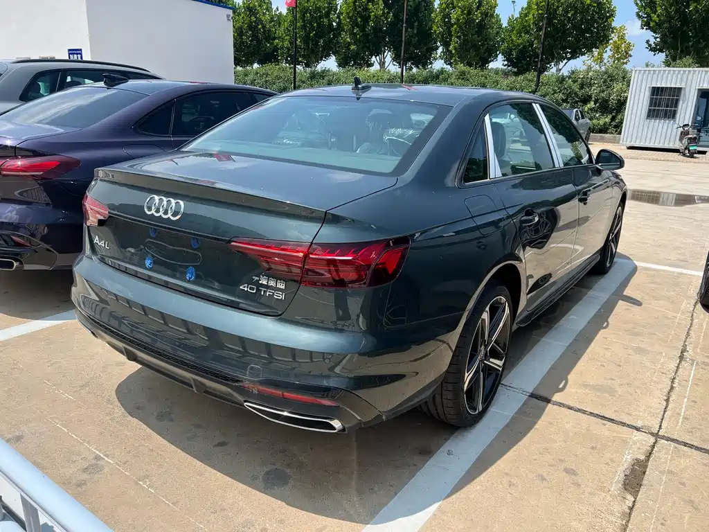 Audi A4L — миниатюра 3
