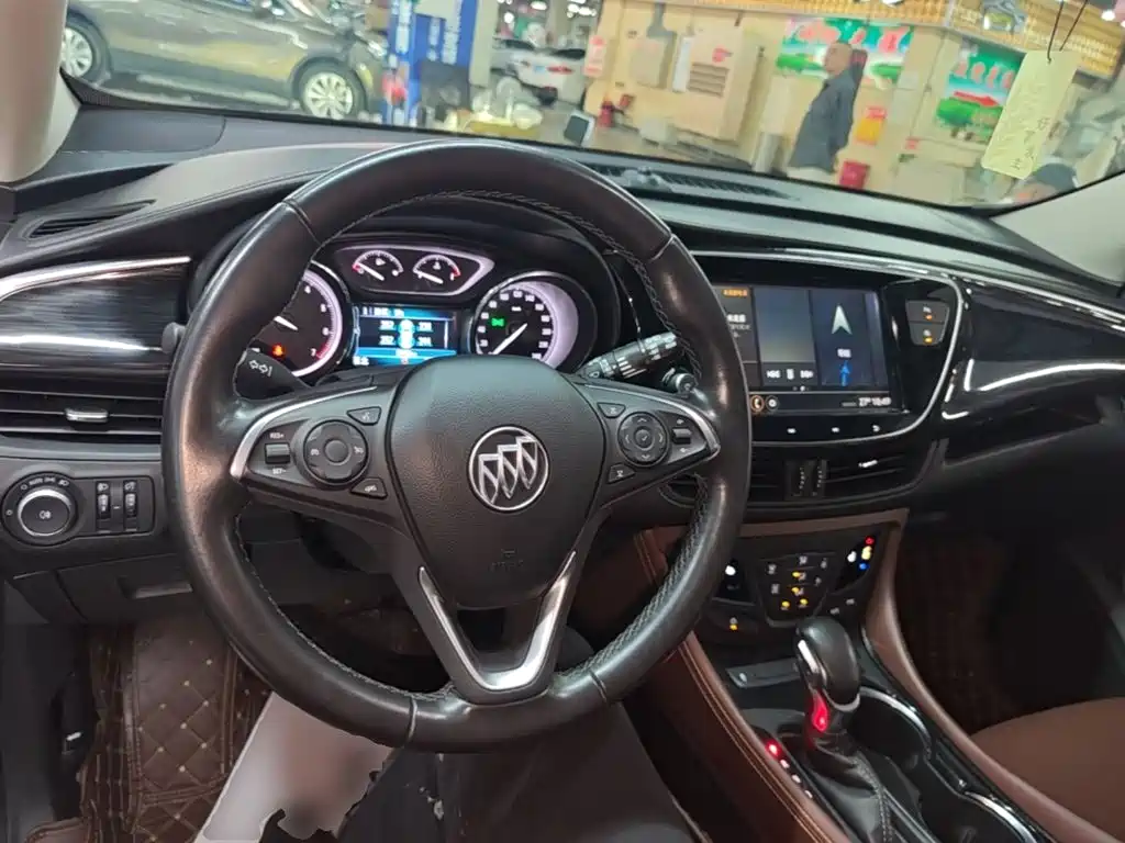 Buick Envision Plus — миниатюра 10