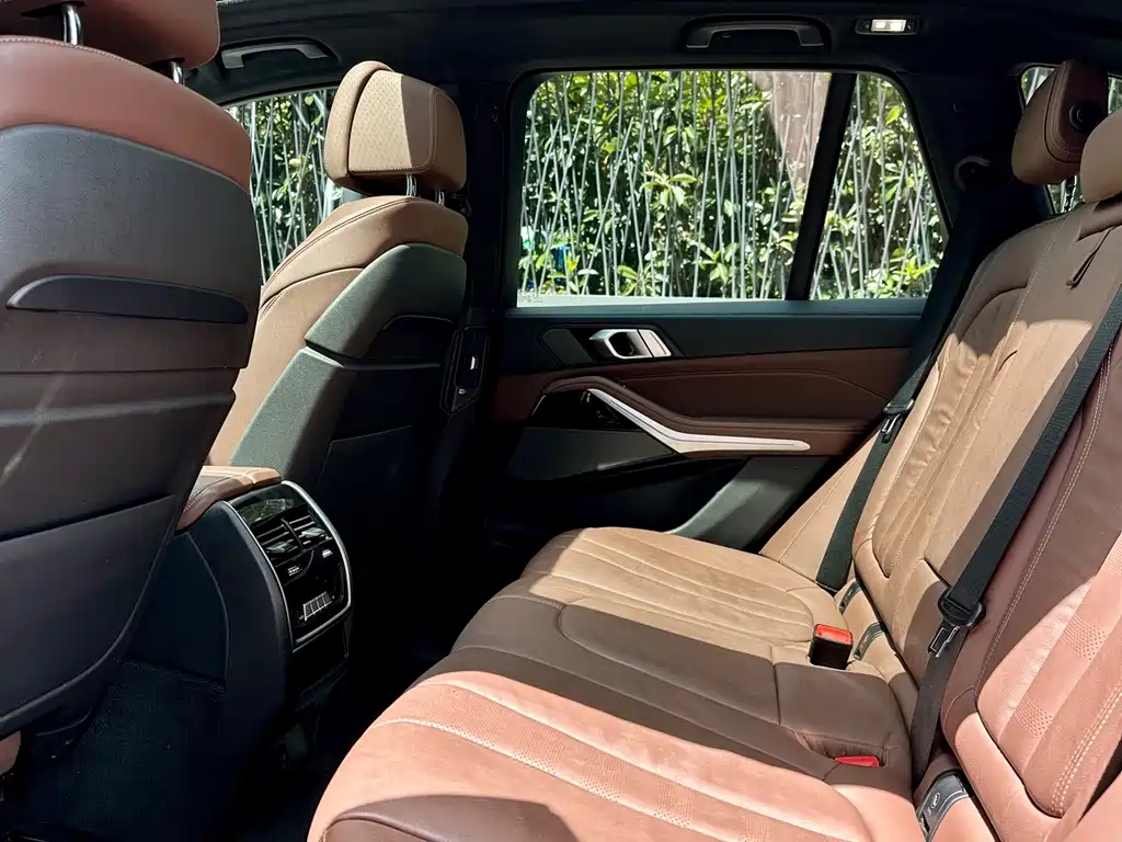 BMW X5 (Import) — миниатюра 11