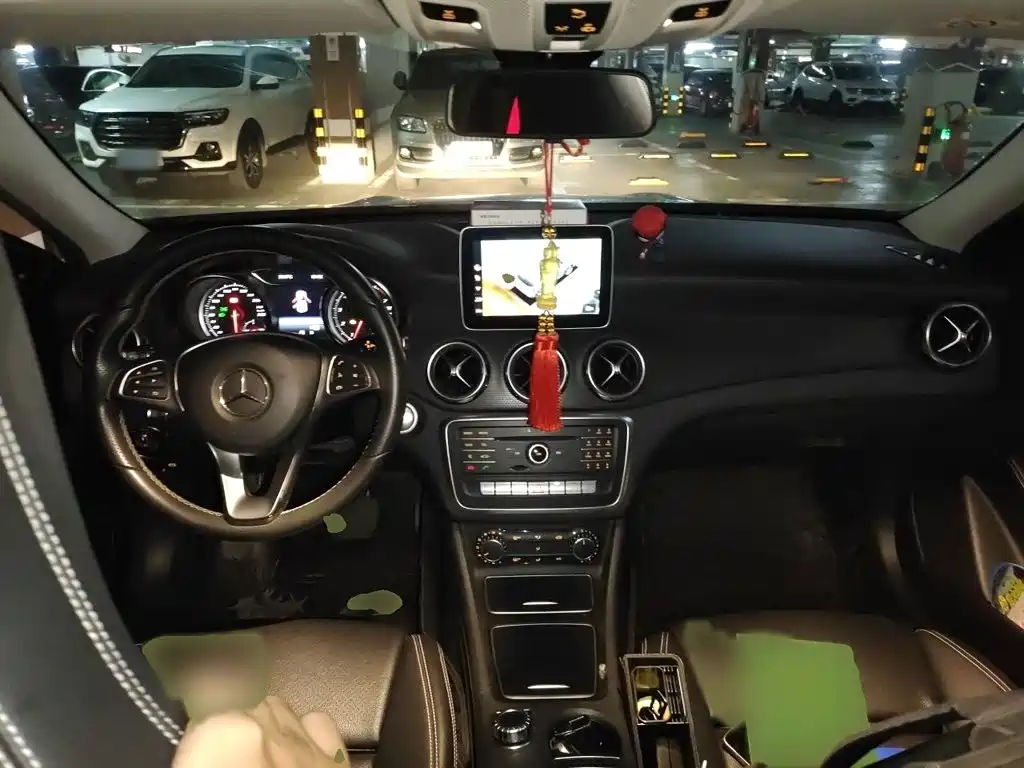 Mercedes-Benz GLA — миниатюра 13