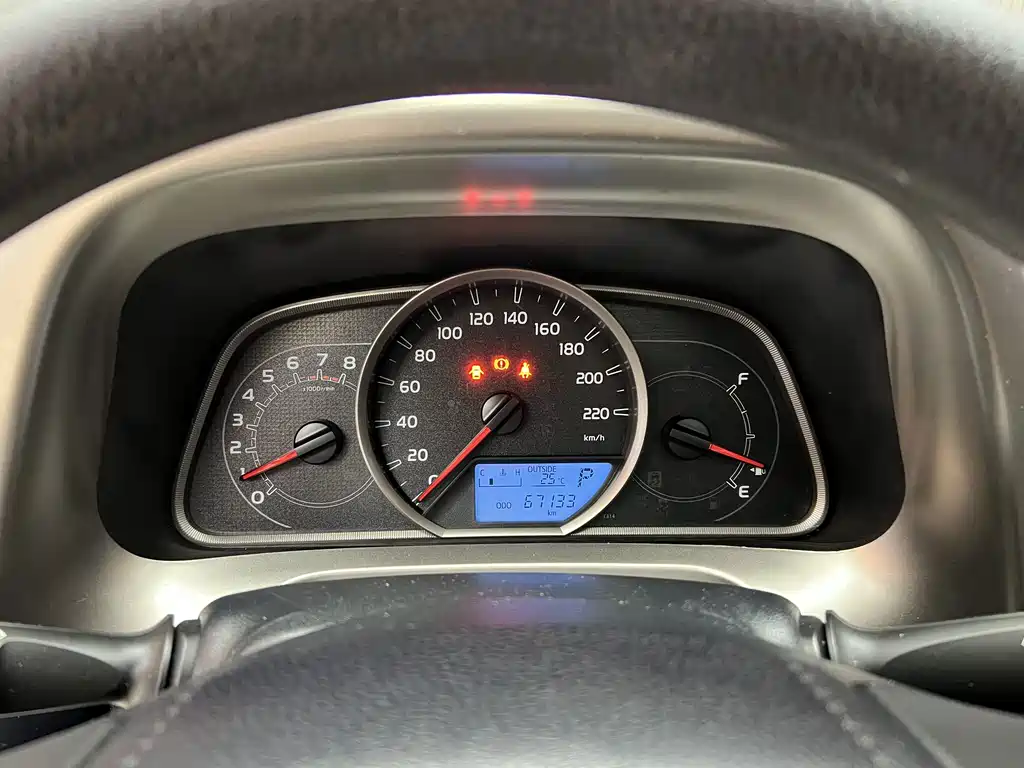 Toyota RAV4 — миниатюра 5