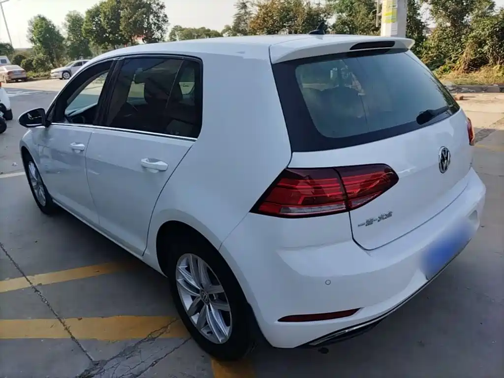 Volkswagen Golf — миниатюра 5