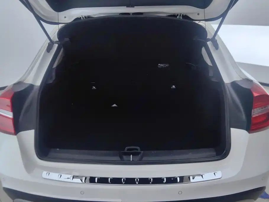 Mercedes-Benz GLA — миниатюра 4