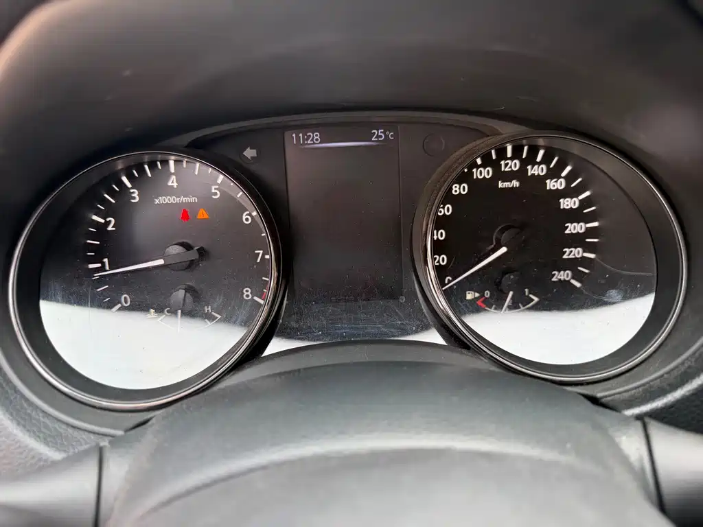 Nissan X-Trail — миниатюра 7