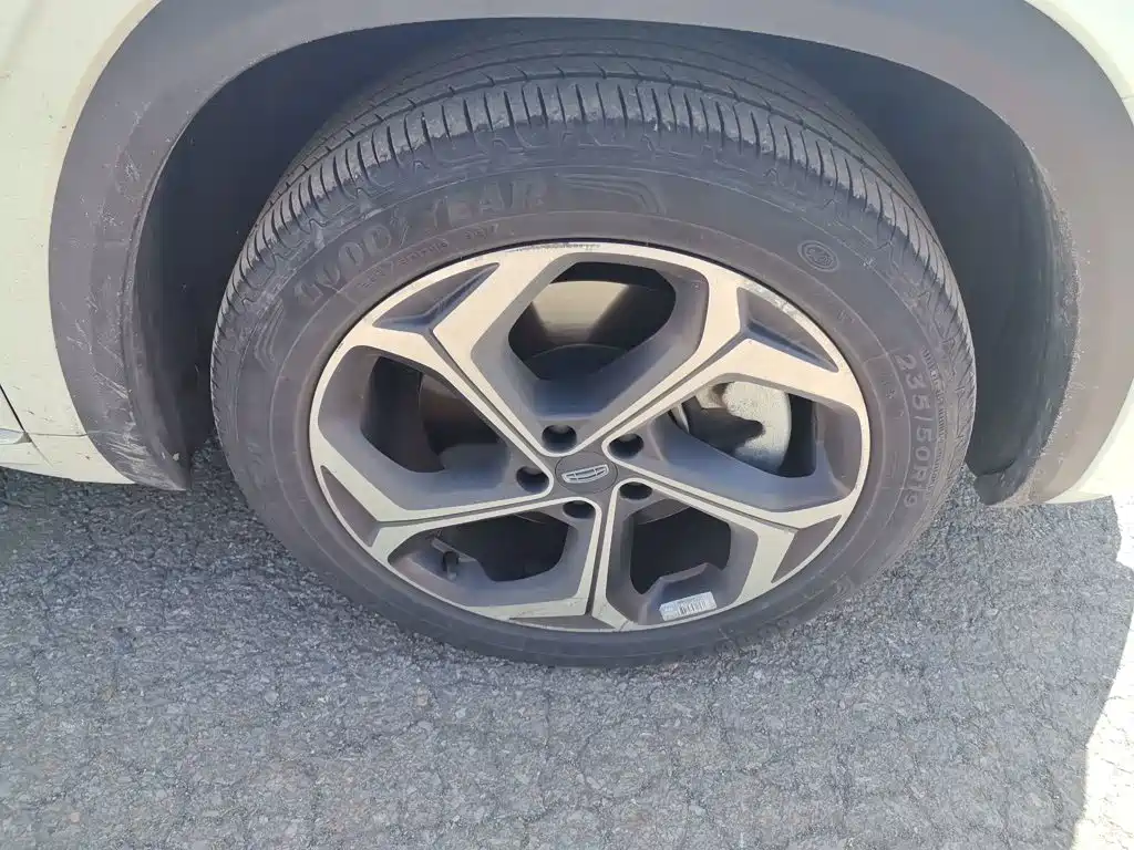 Geely Xingyue L — миниатюра 8