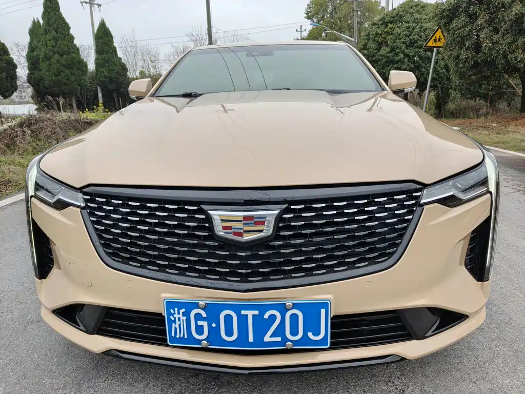 Cadillac CT4 2021