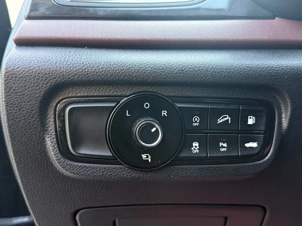 GAC Motor Trumpchi GS8 — миниатюра 17