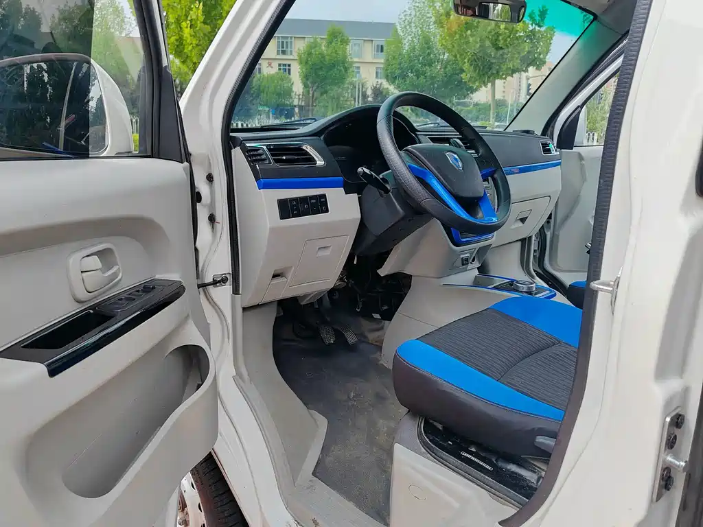 Jinbei Hiace EV — миниатюра 14