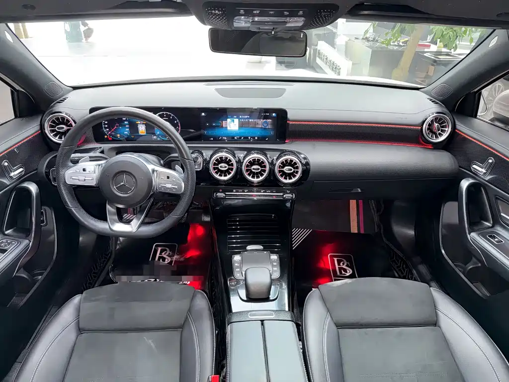 MERCEDES-BENZ A CLASS