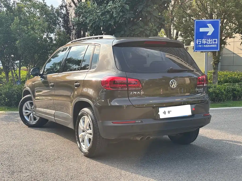 Volkswagen Tiguan — миниатюра 5