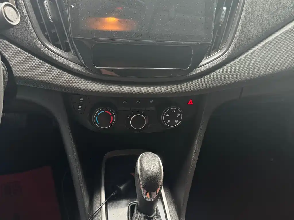 Chevrolet Cavalier — миниатюра 4