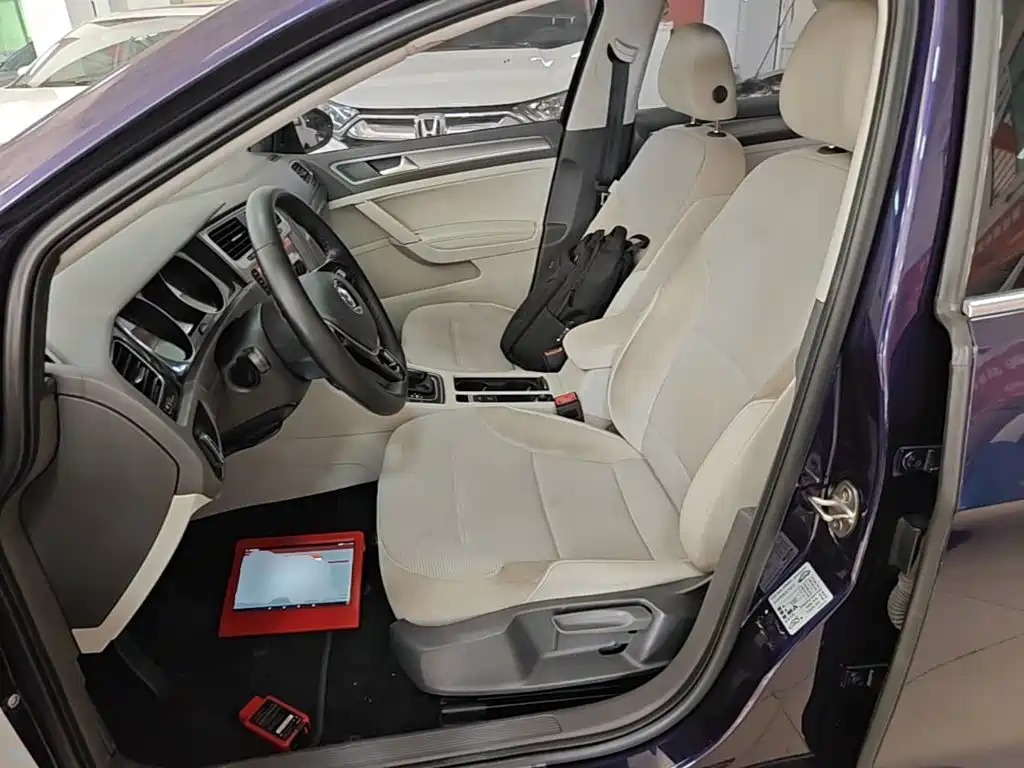 Volkswagen Golf — миниатюра 15