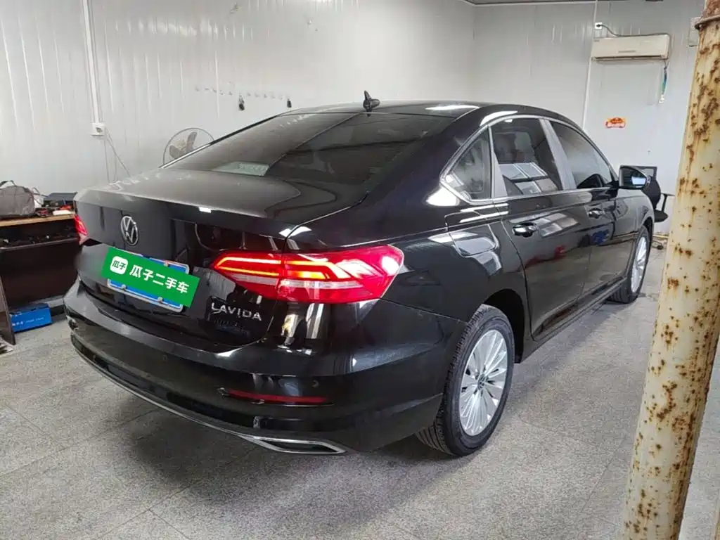 Volkswagen Lavida — миниатюра 7